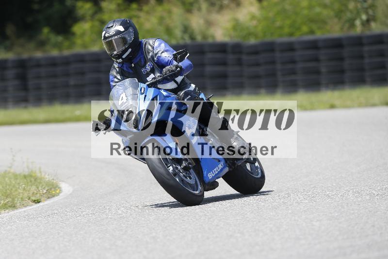 /27 12.06.2025 Ducati Schweiz Trackday Warmup  ADR/gruen-vert/4